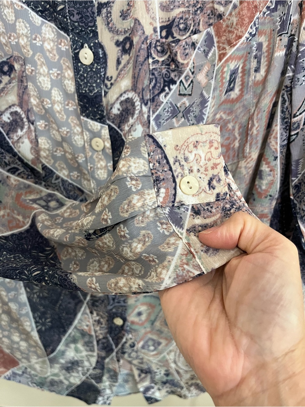 Charlie B Patchwork Print V-Neck Blouse Button Up Petite Lightweight Breezy SP - Picture 5 of 10